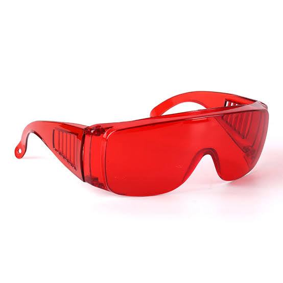TEETH WHITENING SAFETY GLASSES